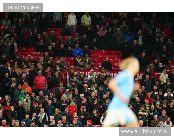 萨卡赛后幽默回应对手球迷举垃圾球衣展现宽广胸怀